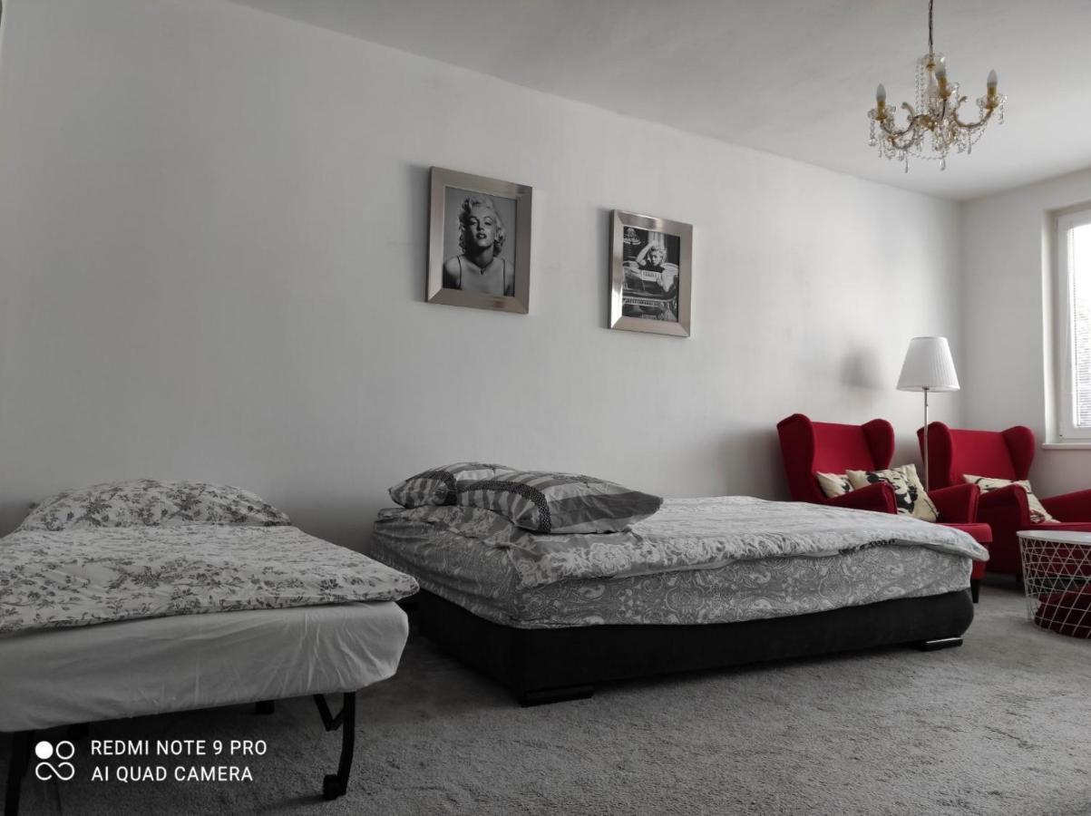 Marilyn Apartment *